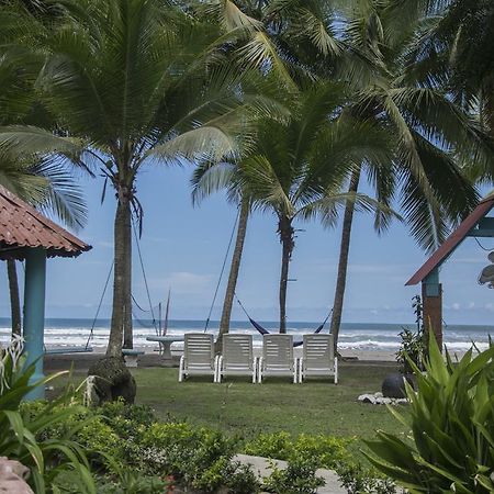 Pelican Beachfront Hotel إستريلوس إيسته المظهر الخارجي الصورة