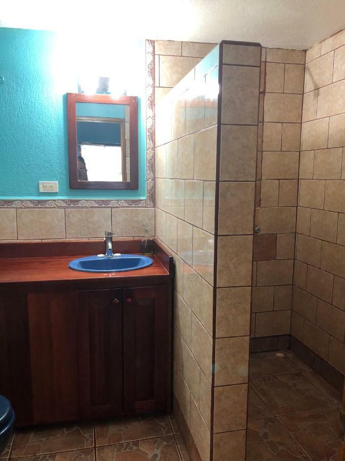 Pelican Beachfront Hotel إستريلوس إيسته المظهر الخارجي الصورة